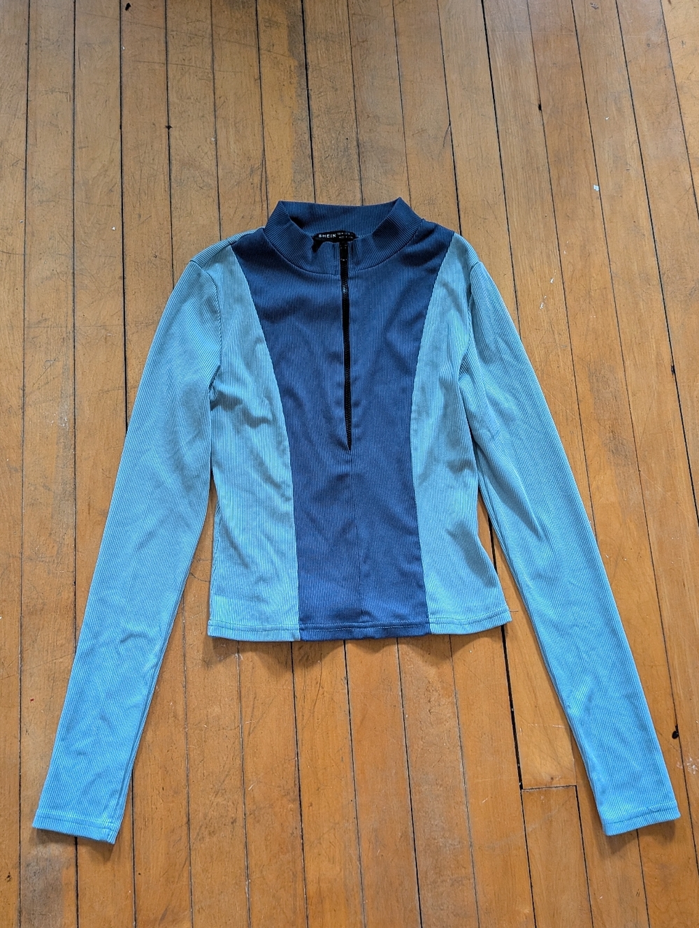 SHEIN Mock Neck Long Sleeve Top